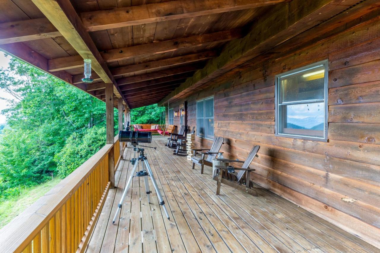 Lazy Bear Lookout Holiday home *
