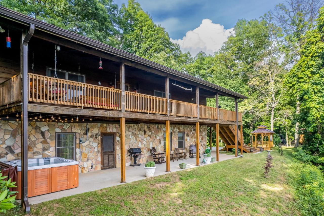 Lazy Bear Lookout Holiday home *